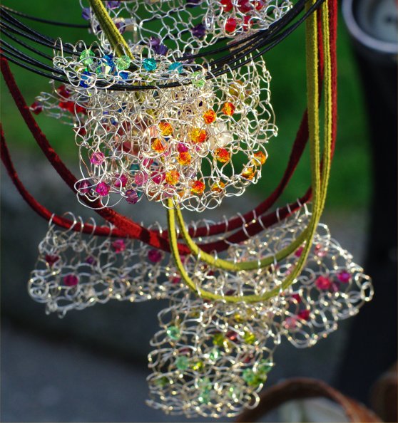 a mess of purl necklaces